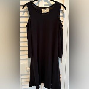 Cupio Black Tee Dress Cold Shoulder Mini 3/4 Sleeve SZ: M